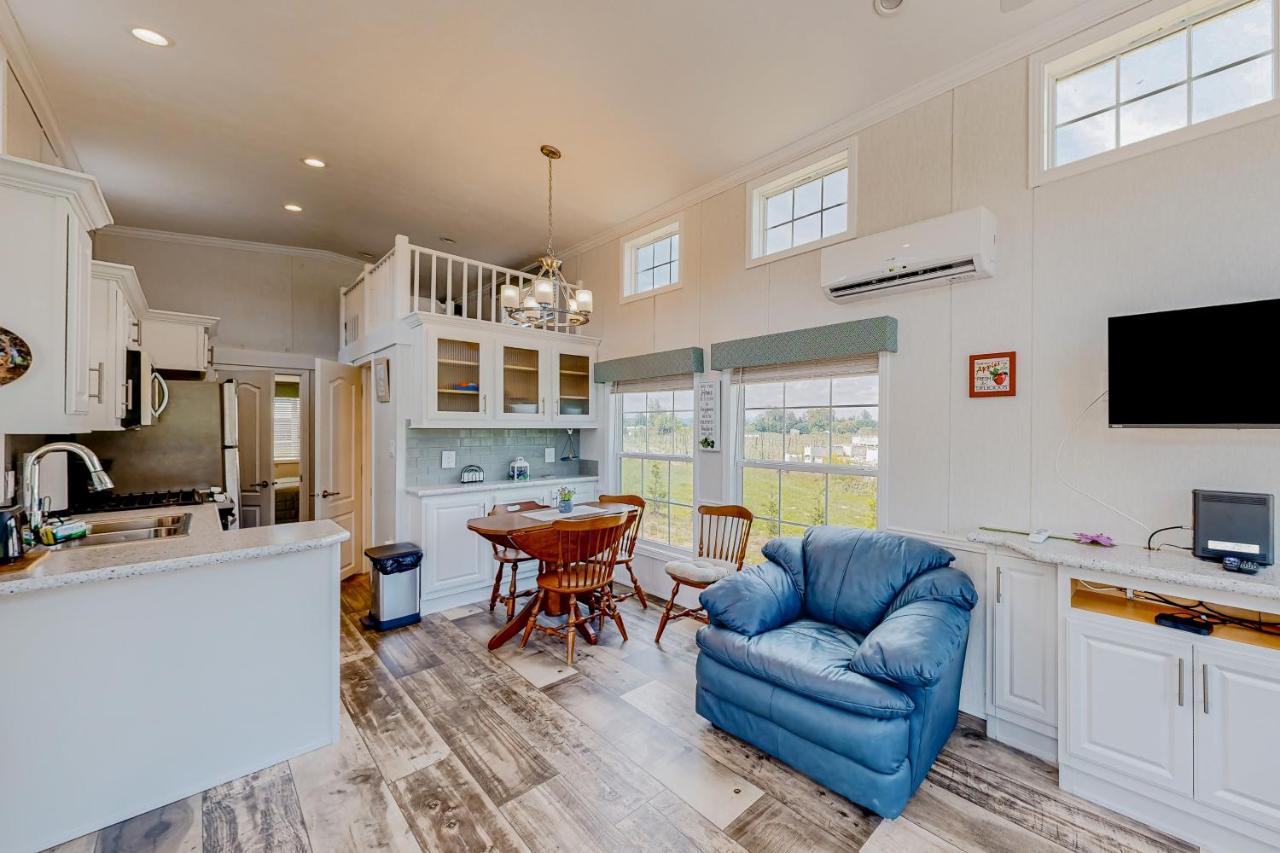 Tiny Charmer Hendersonville Exterior foto